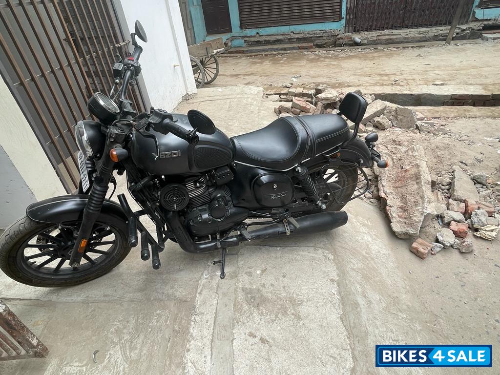 Smoke Grey Yezdi Roadster Dark