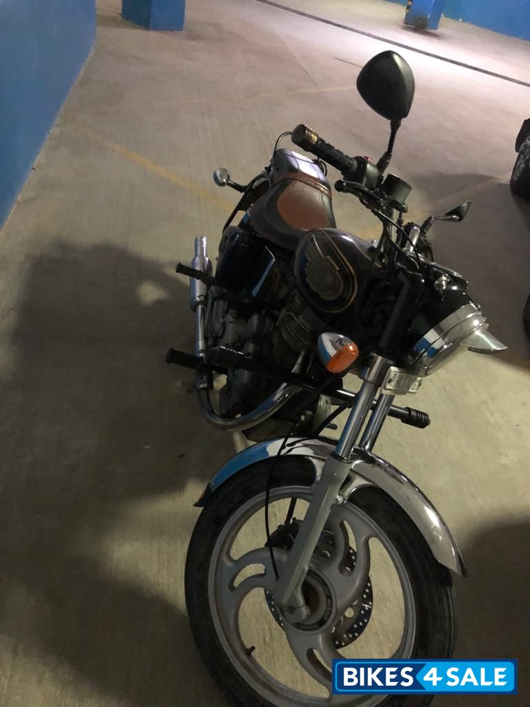 Black Royal Enfield Bullet Electra 5S