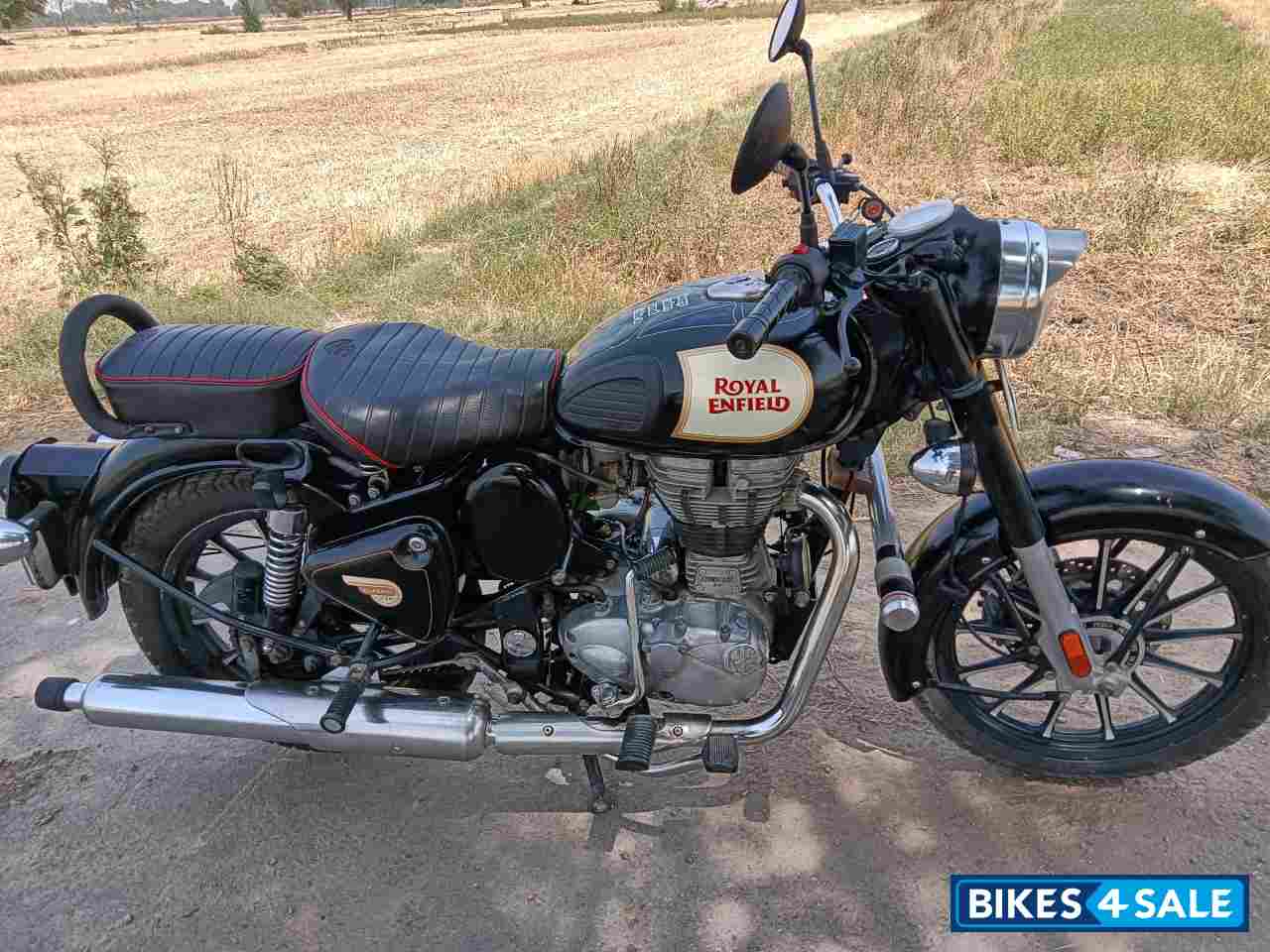 Black Royal Enfield Classic 350