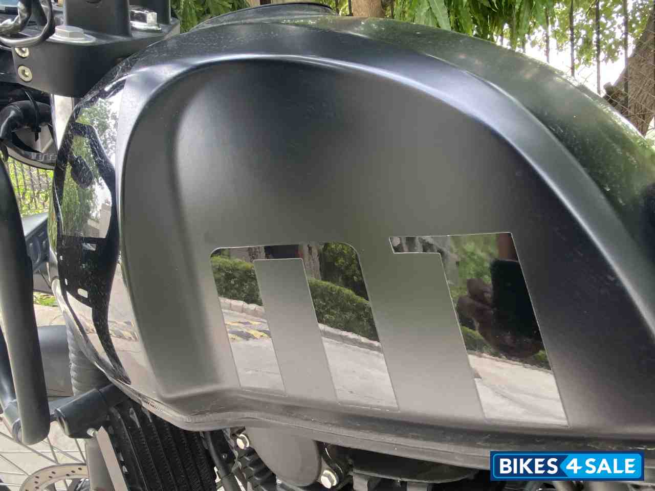 Granite Black Royal Enfield Himalayan BS VI