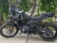 Granite Black Royal Enfield Himalayan BS VI