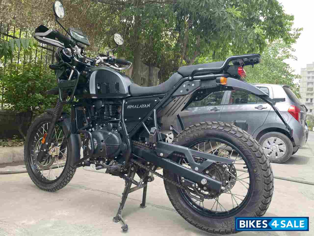 Granite Black Royal Enfield Himalayan BS VI