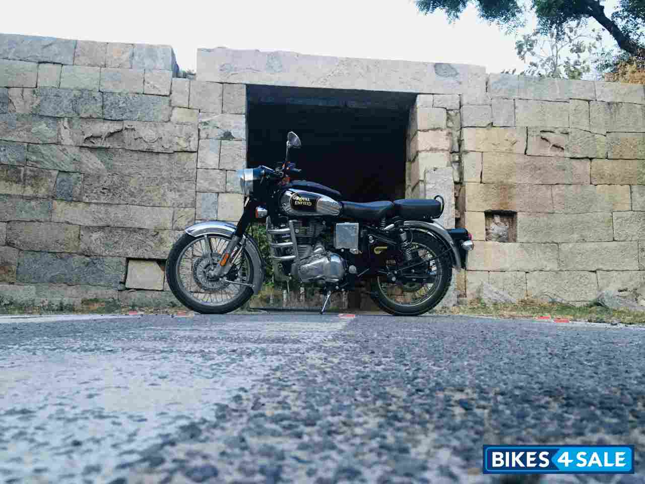 Chrome Black Royal Enfield Classic 350 Dual Channel BS6