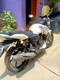White TVS Apache RTR 180 Race Edition