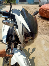 White TVS Apache RTR 180 Race Edition