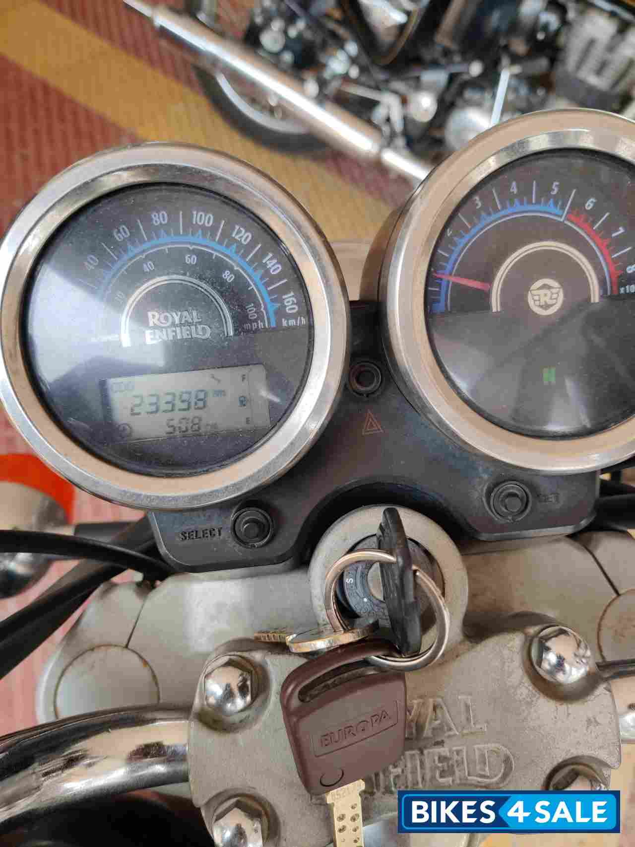 Lightening Royal Enfield Thunderbird 350