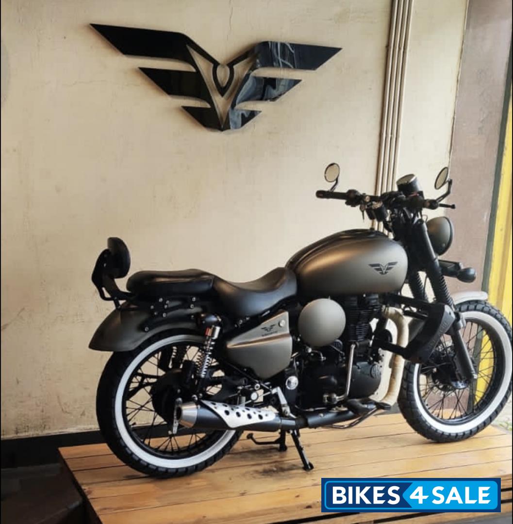 Royal Enfield Bullet Standard 500