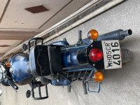 Royal Enfield Classic Squadron Blue