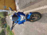 Blue Suzuki Gixxer SF