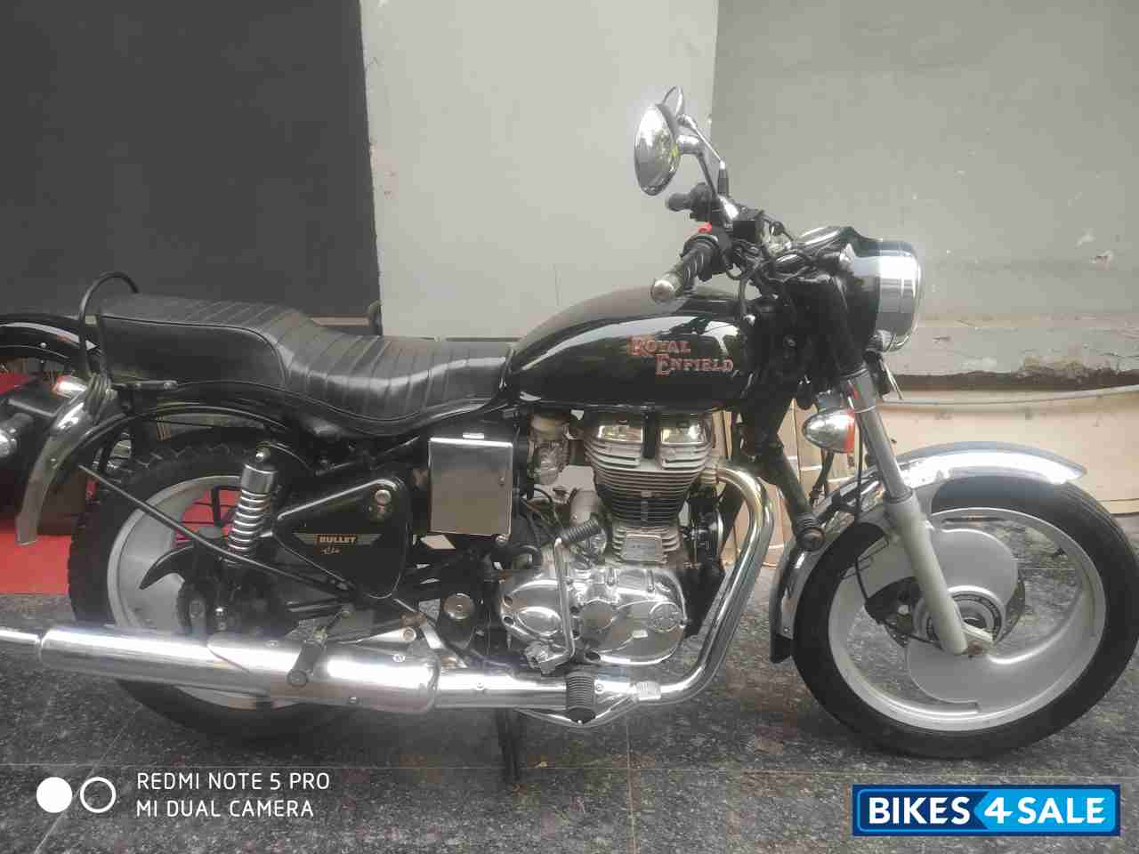 Black Royal Enfield Bullet Electra