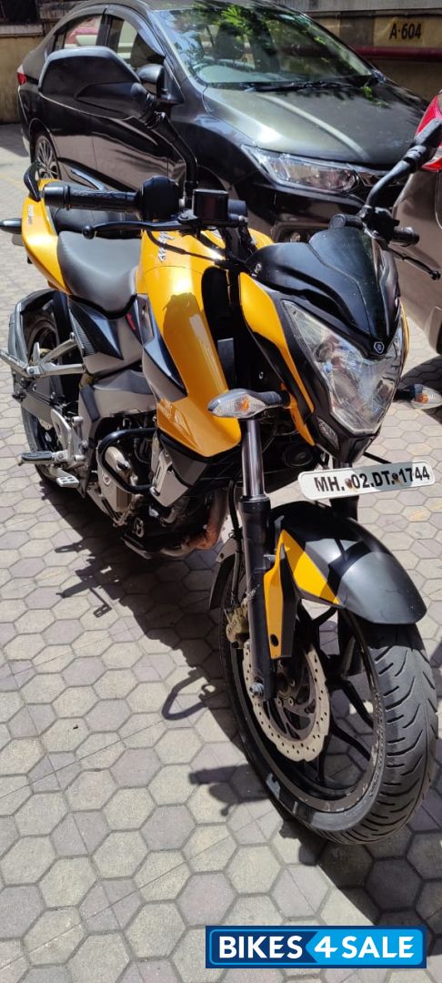 Bajaj Pulsar 200 NS