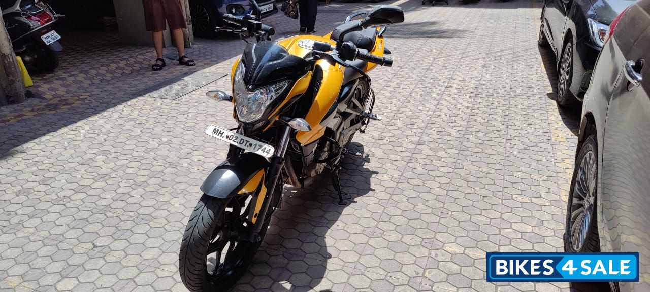 Bajaj Pulsar 200 NS