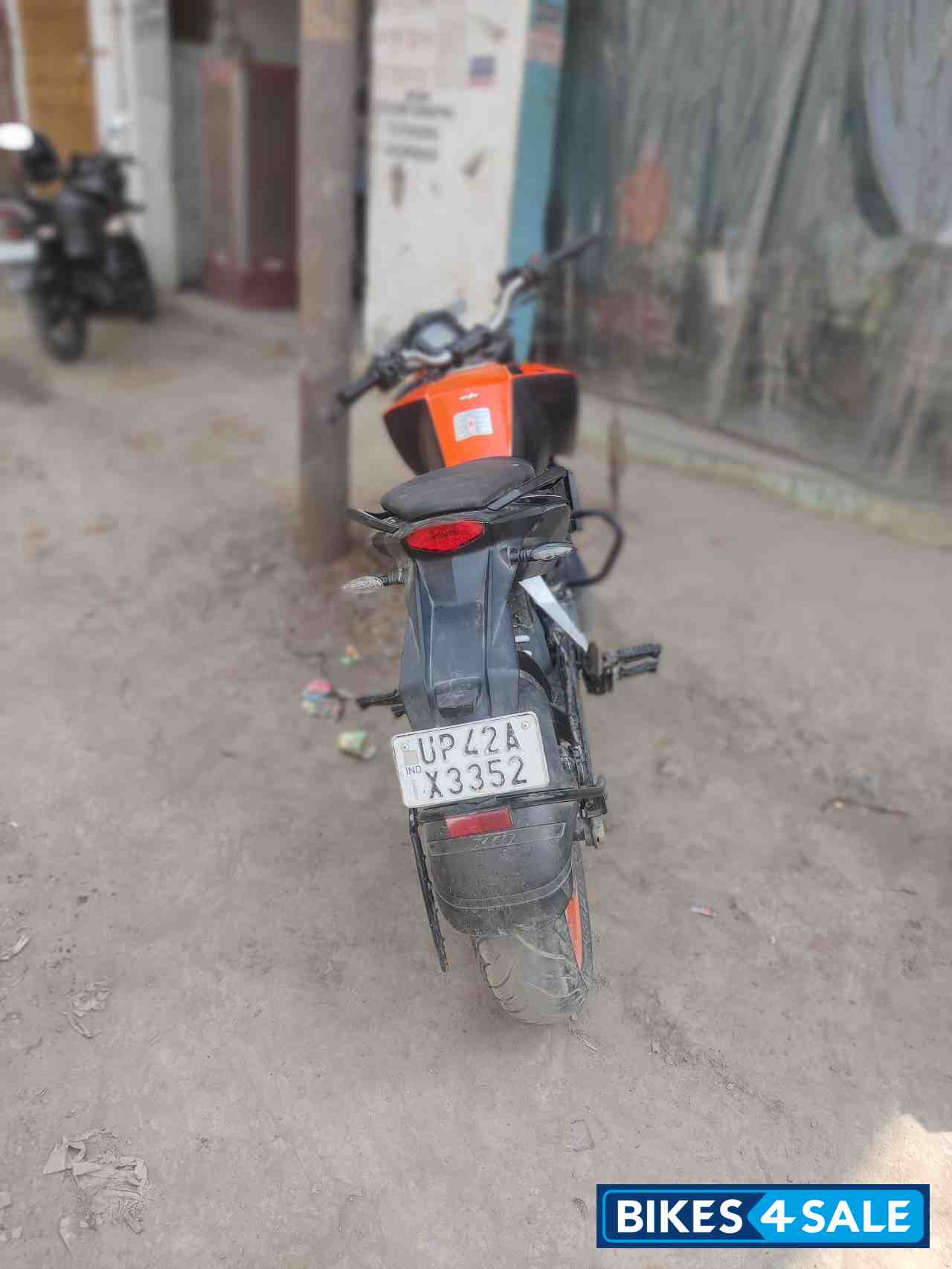 KTM Duke 200 ABS KTM Duke 200 ABS