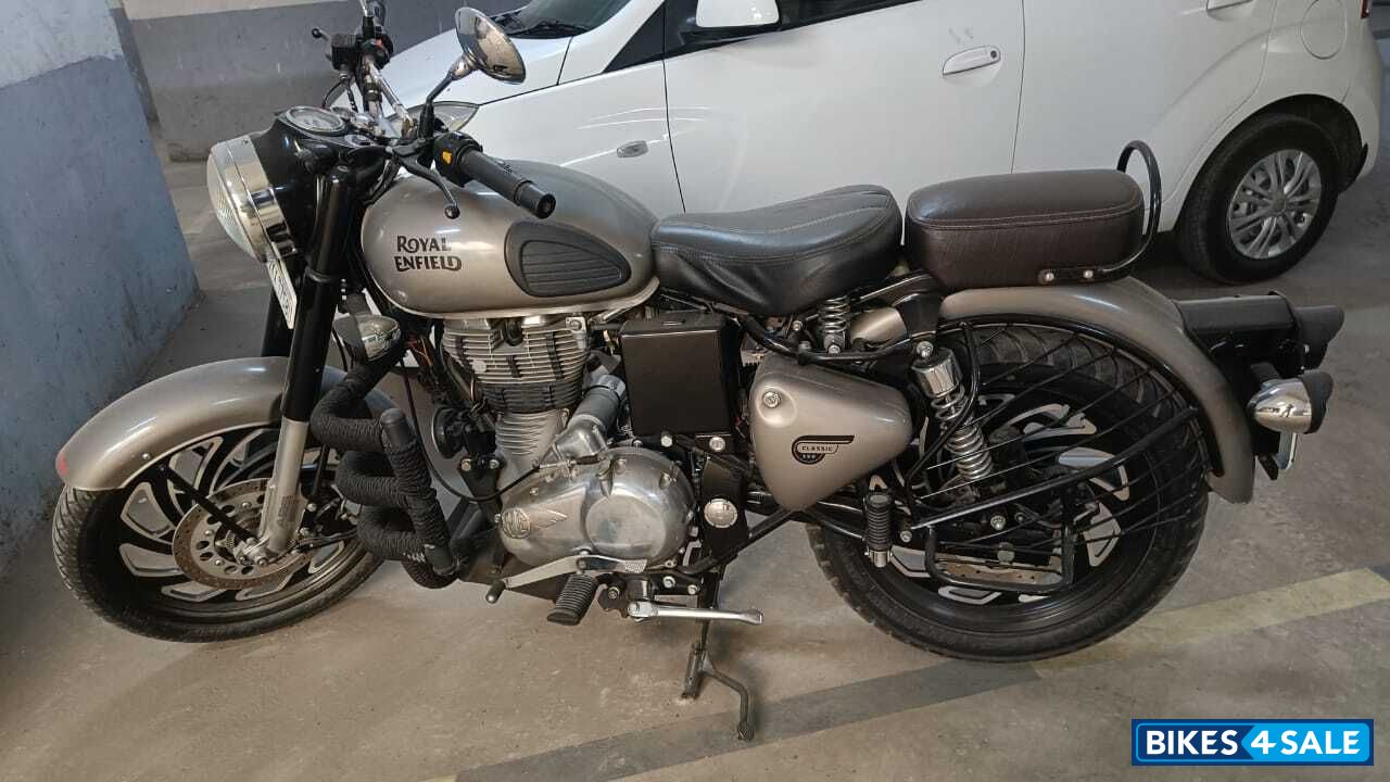 Royal Enfield Classic 350 BS VI