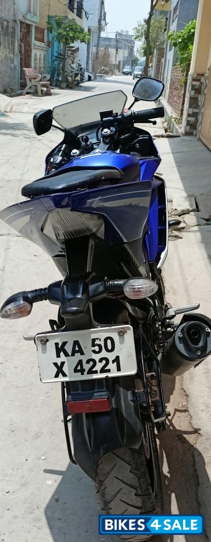 Blue Yamaha YZF R15 V2