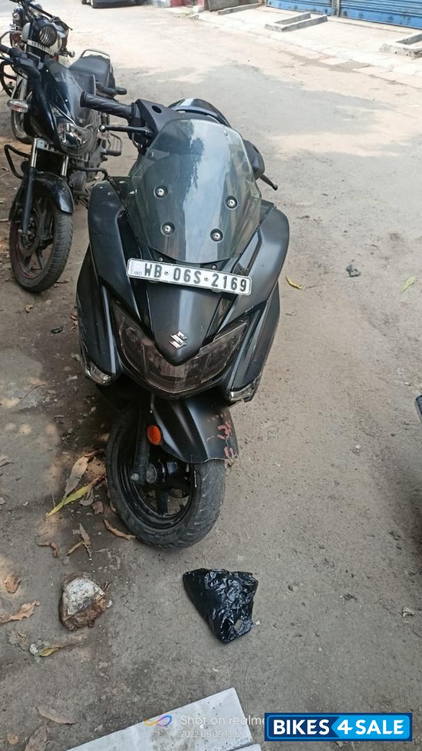 Matte Black Suzuki Burgman Street BS6