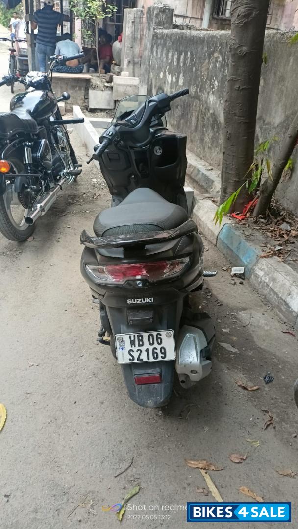 Matte Black Suzuki Burgman Street BS6