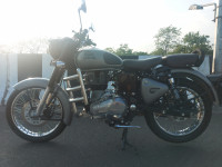 Gunmetal Grey Royal Enfield Classic Gunmetal Grey
