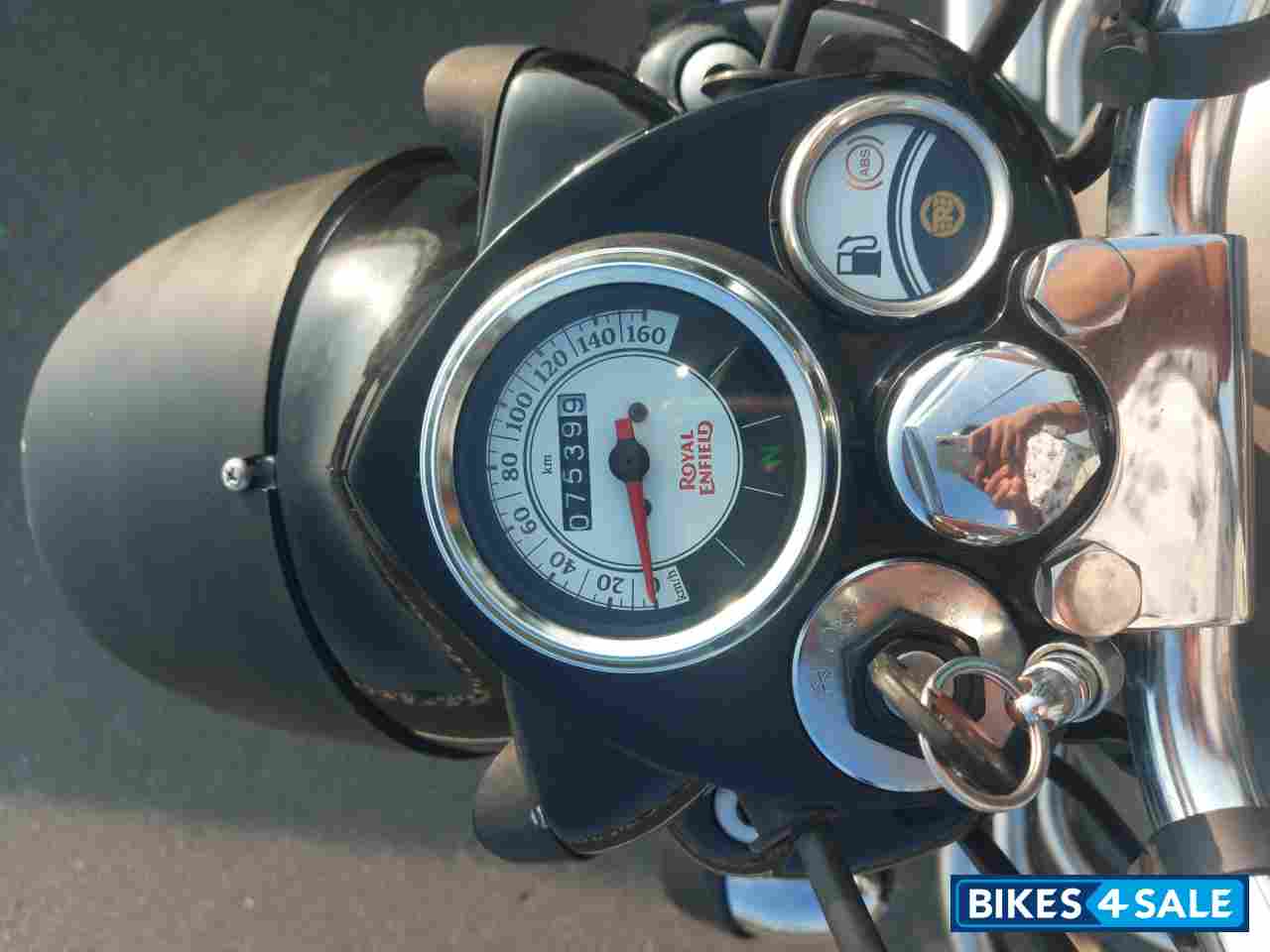 Gunmetal Grey Royal Enfield Classic Gunmetal Grey