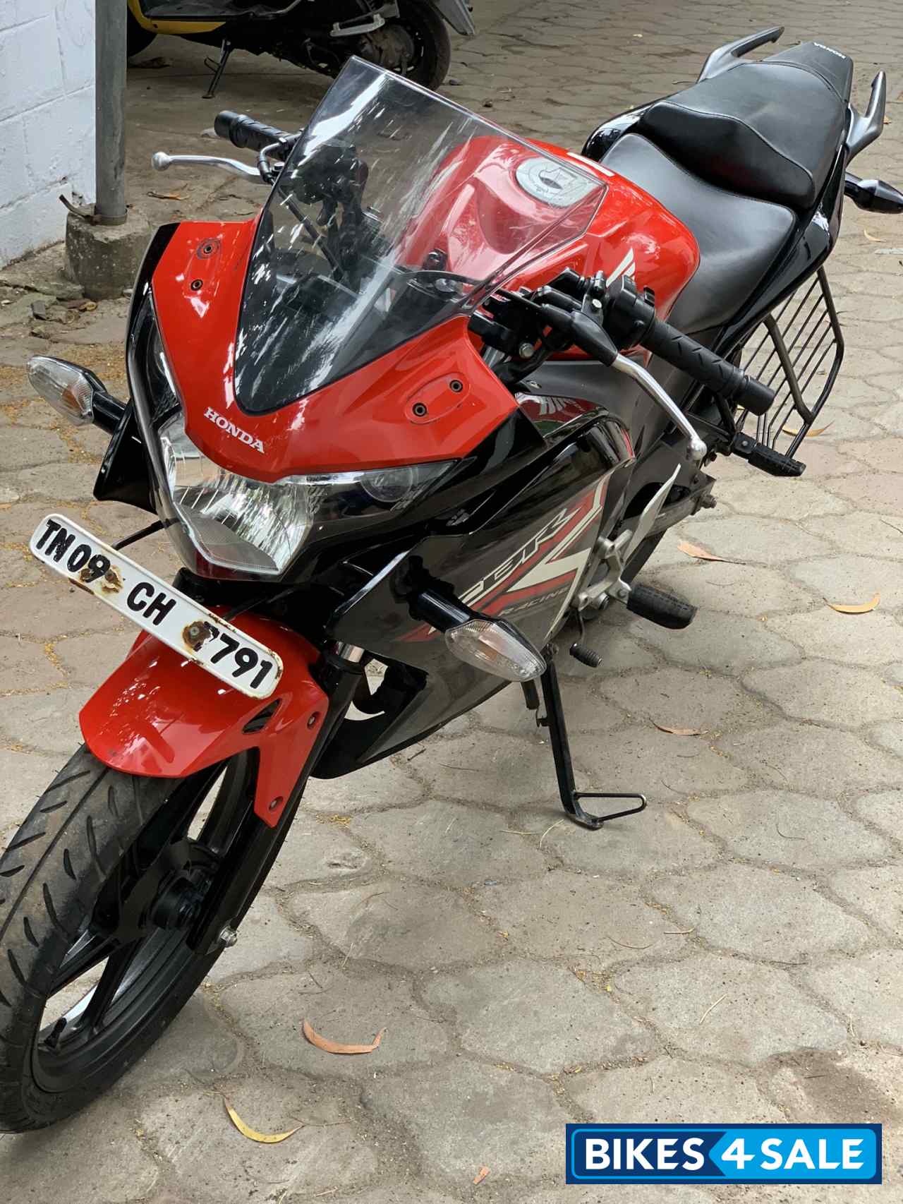 Honda CBR 150R