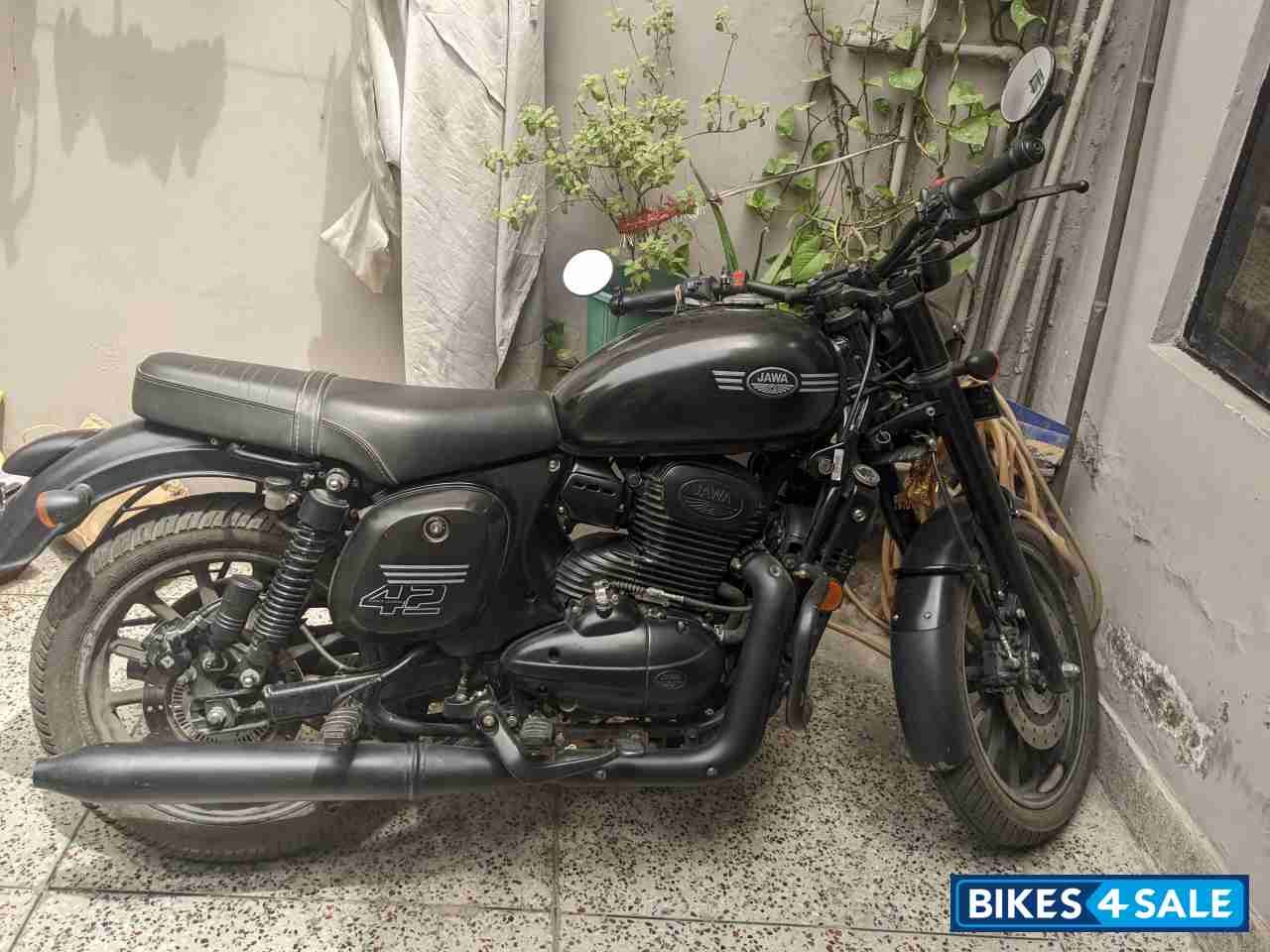 Black Jawa 42 Dual Channel ABS AllStar Black