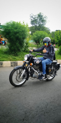 Royal Enfield Bullet 500