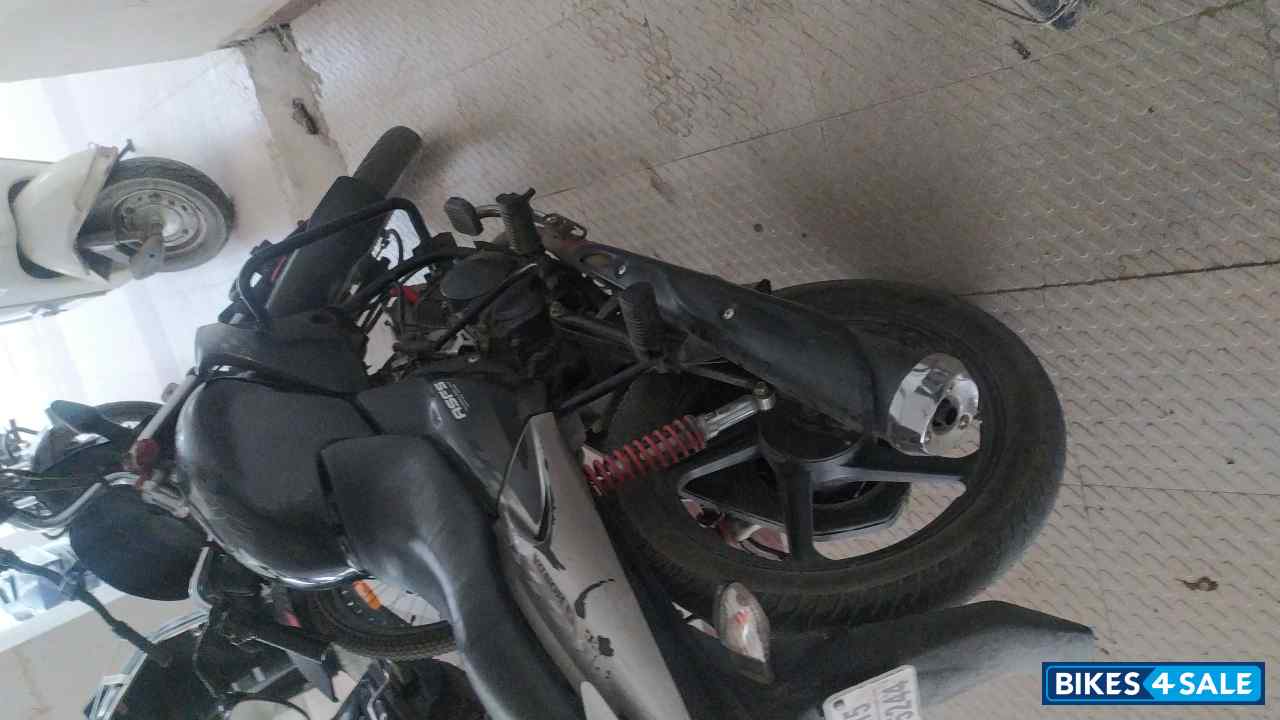 Black Hero Glamour 125