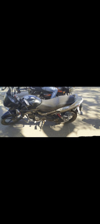 Black Hero Glamour 125