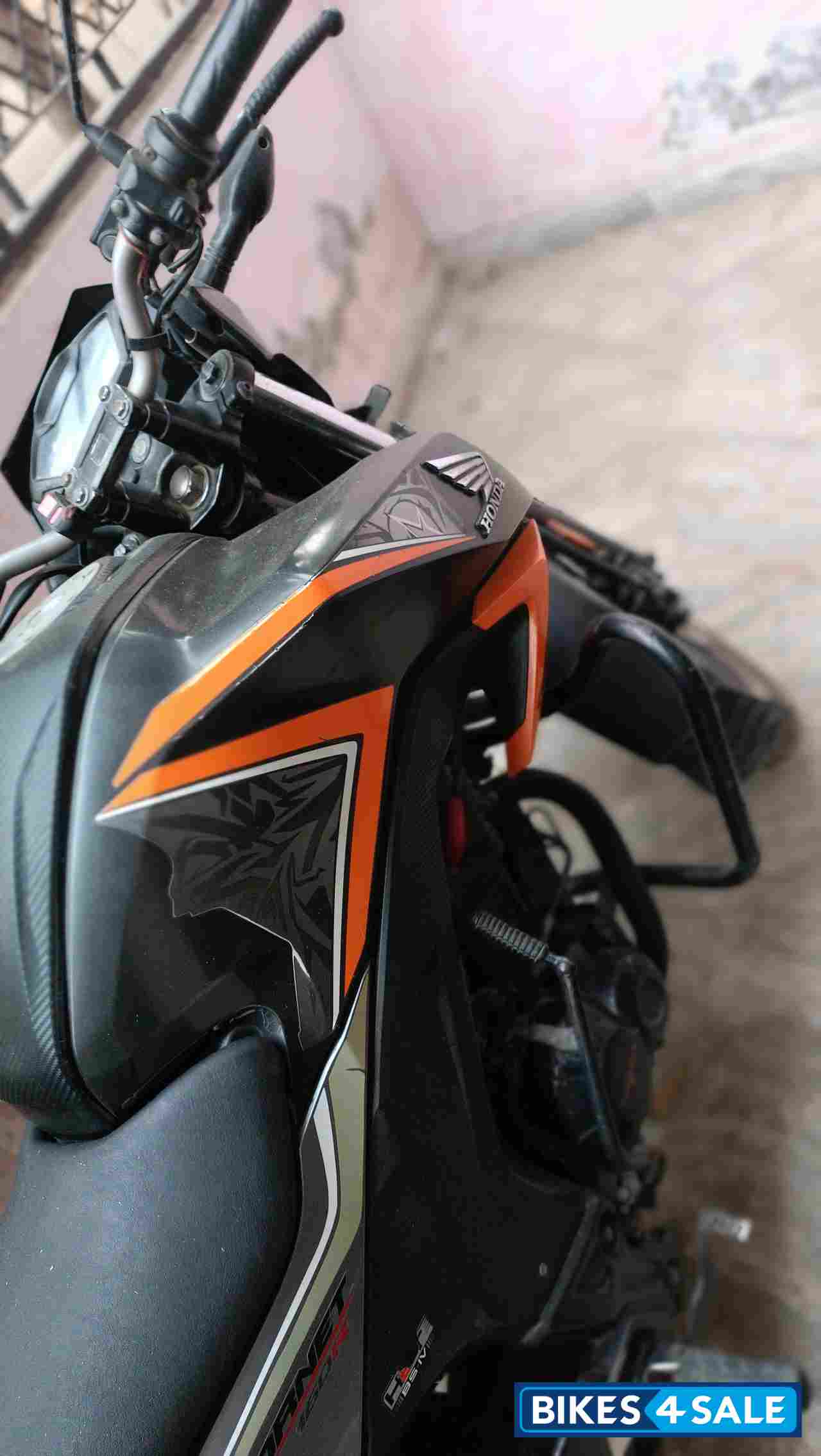 Honda CB Hornet 160R