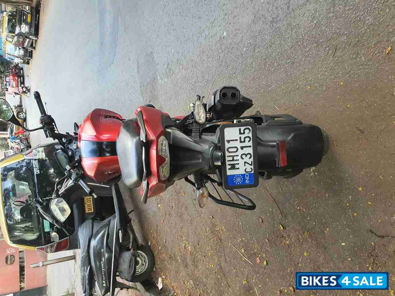 TVS Apache RTR 200 4V