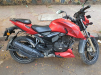 TVS Apache RTR 200 4V