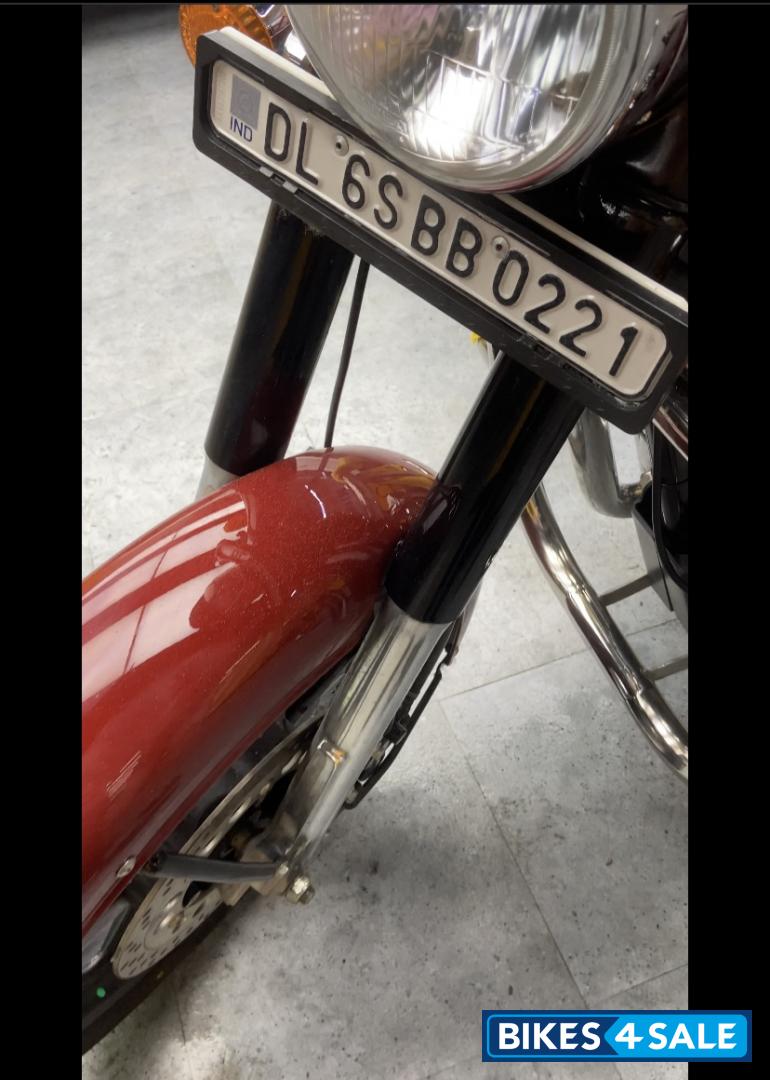 Chestnut Red Royal Enfield Classic 350 Chestnut Red Royal Enfield Classic 350