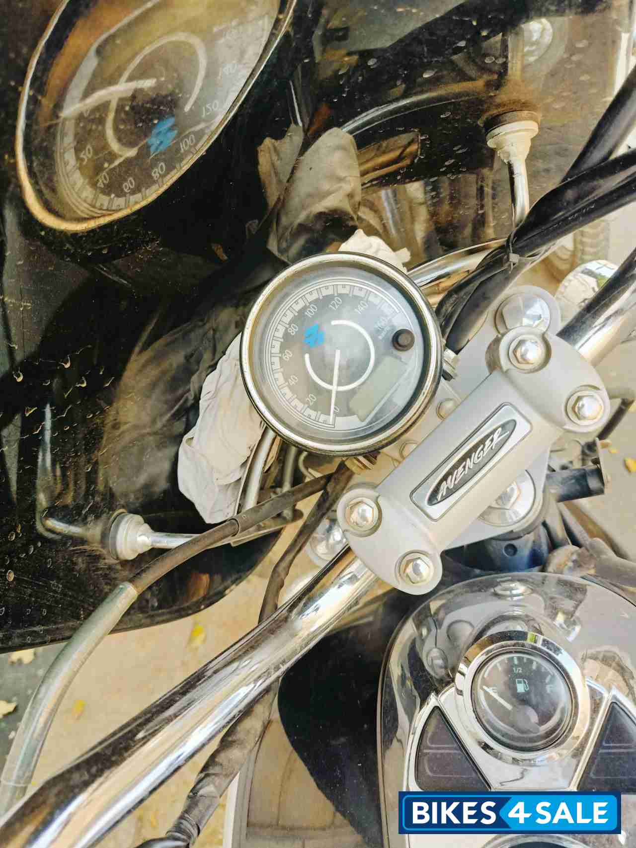 Bajaj Avenger Cruise 220