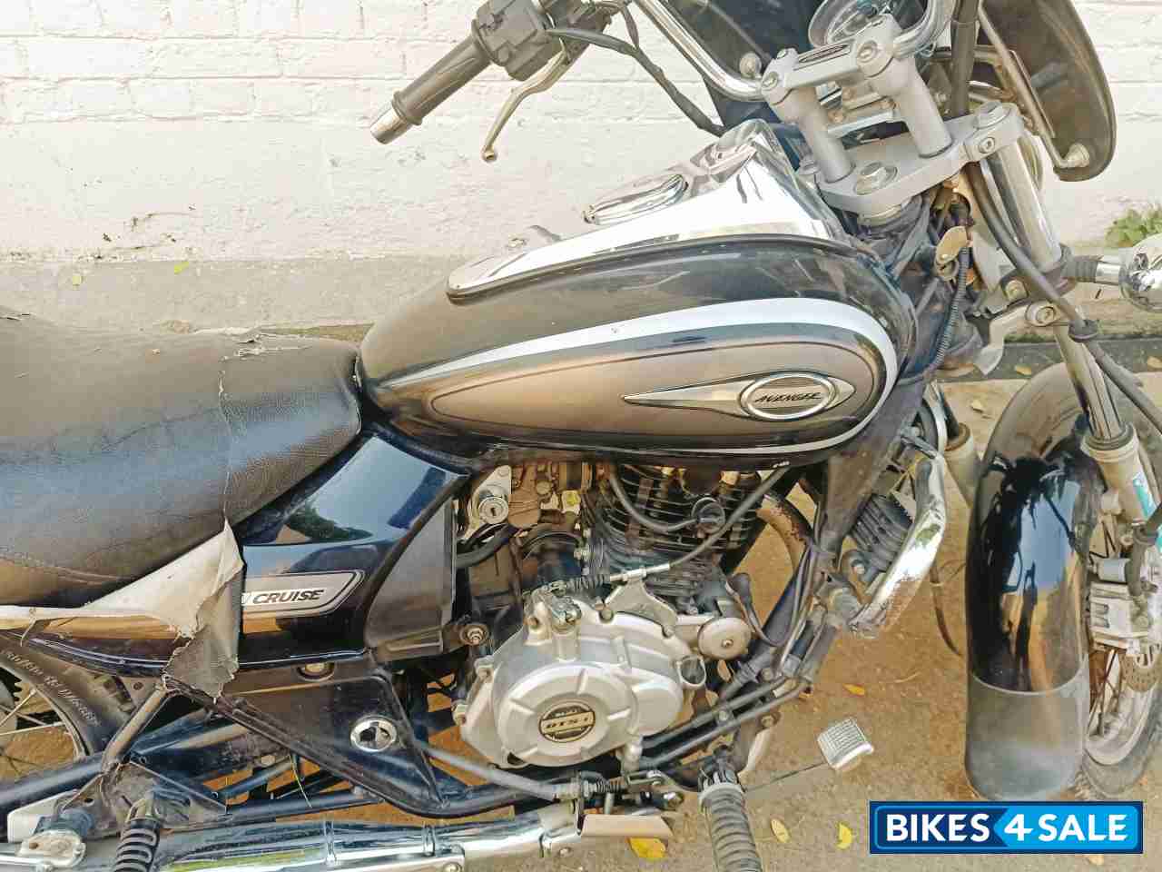 Bajaj Avenger Cruise 220