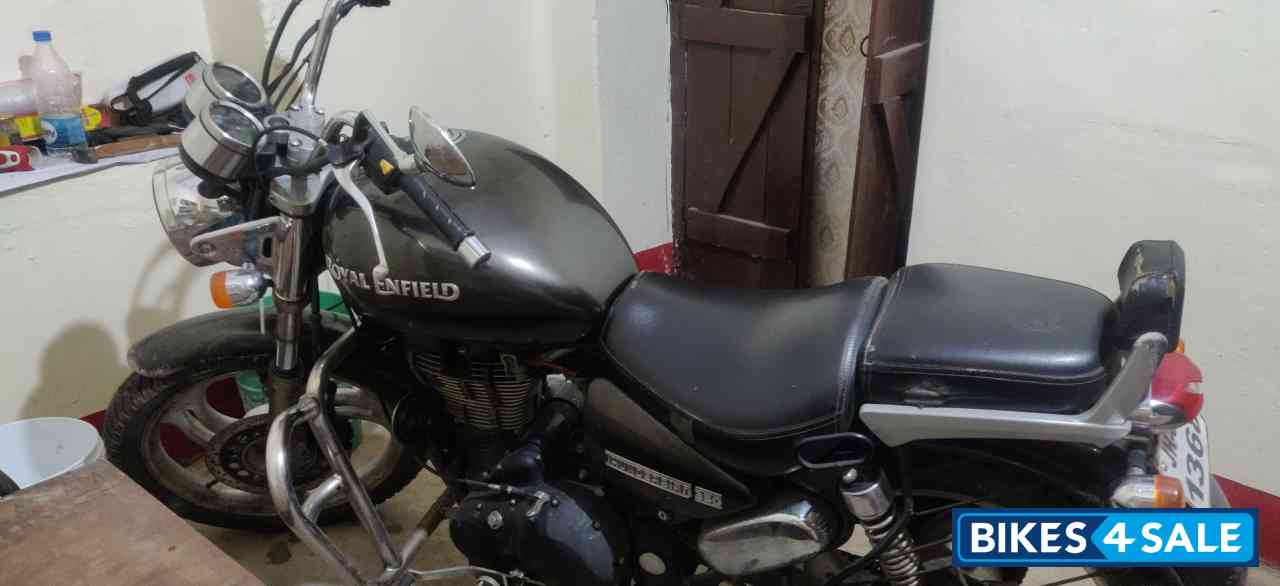 Army Green Royal Enfield Thunderbird TwinSpark 350