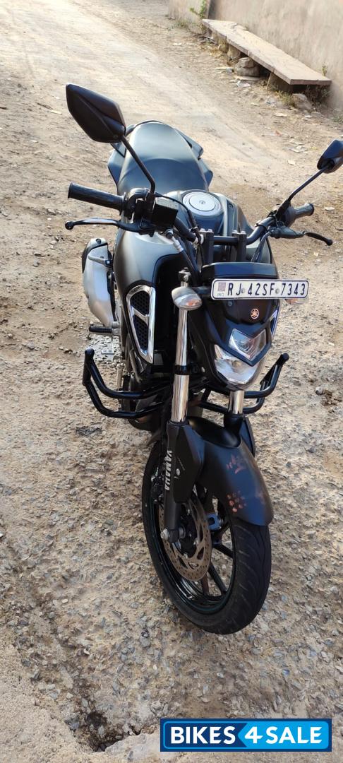 Matty Black Yamaha FZ-S FI V3