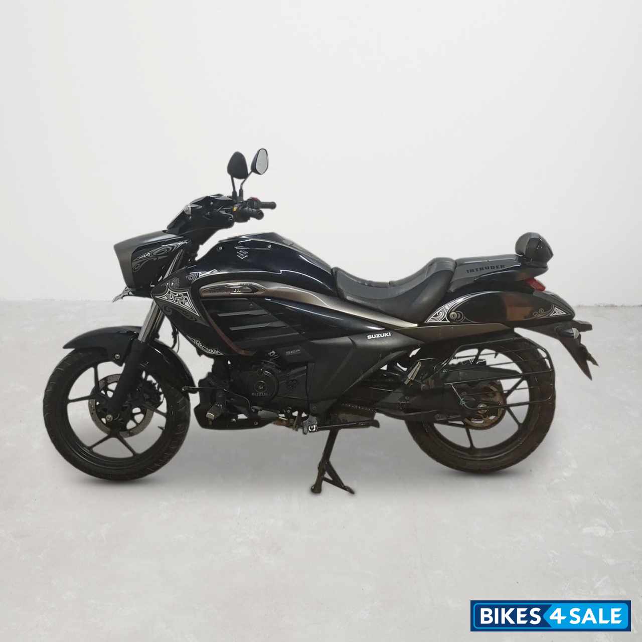 Suzuki Intruder 150