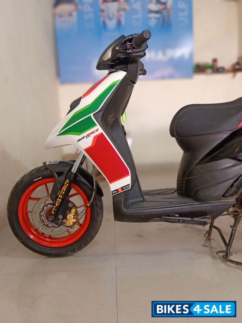 Piaggio  Aprilia 150SR