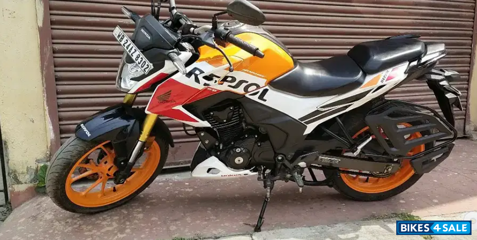 Honda Hornet 2.0 Repsol Edition