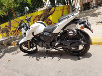 White TVS Apache RTR 200 4V