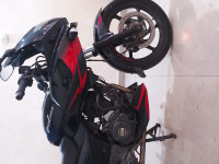 Bajaj Pulsar 220F