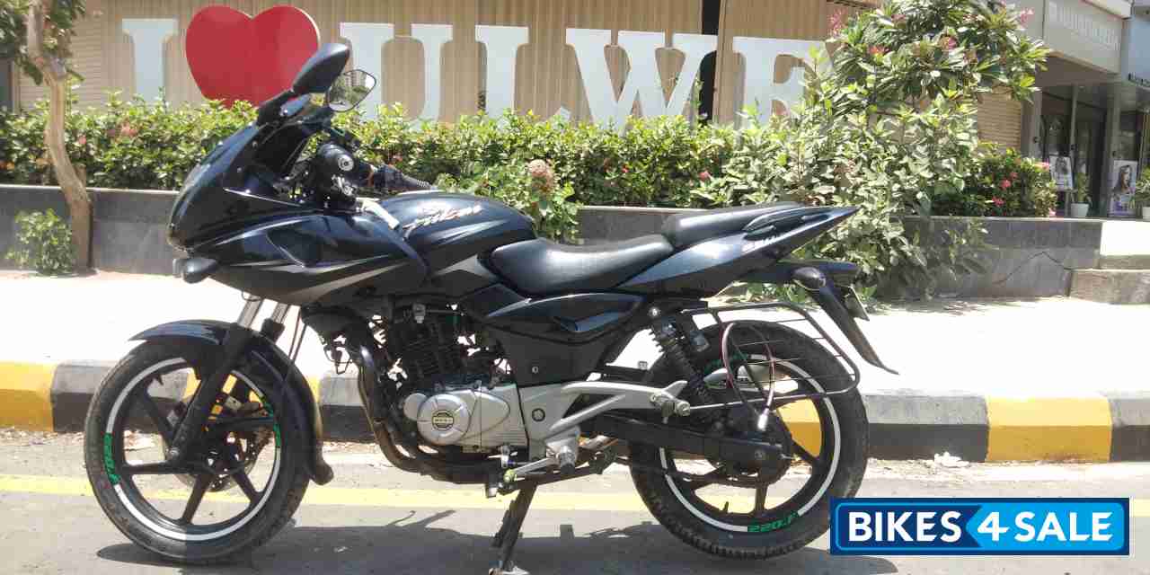 Bajaj Pulsar 220 DTSFi