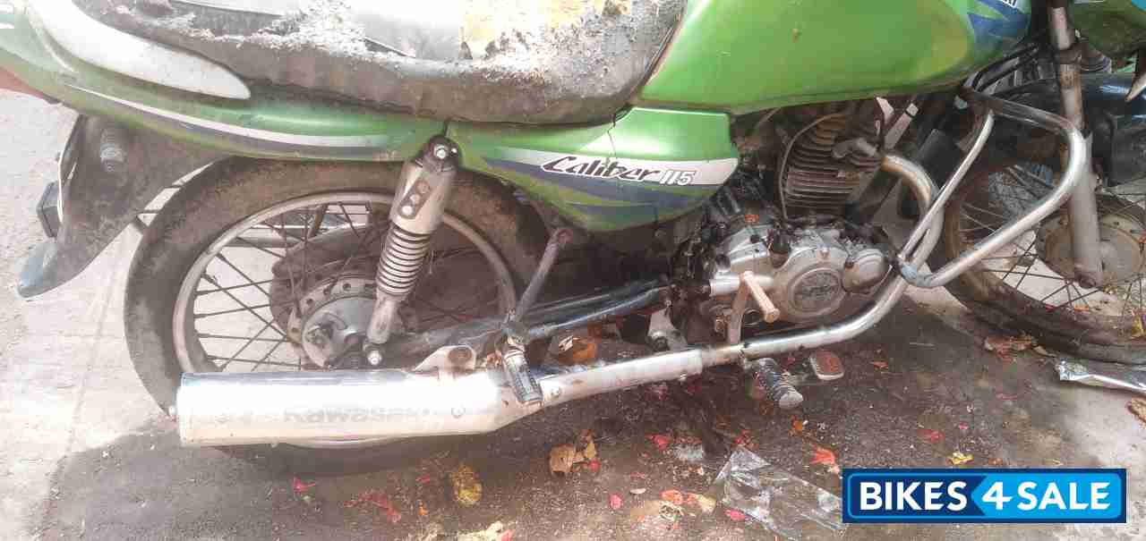 Bajaj Caliber 115