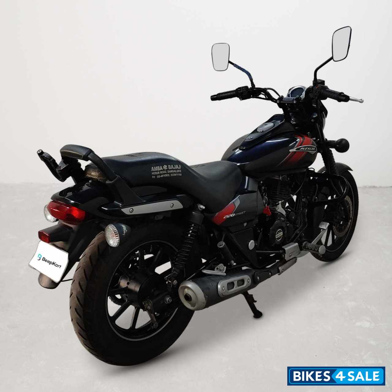 Bajaj Avenger Street 220