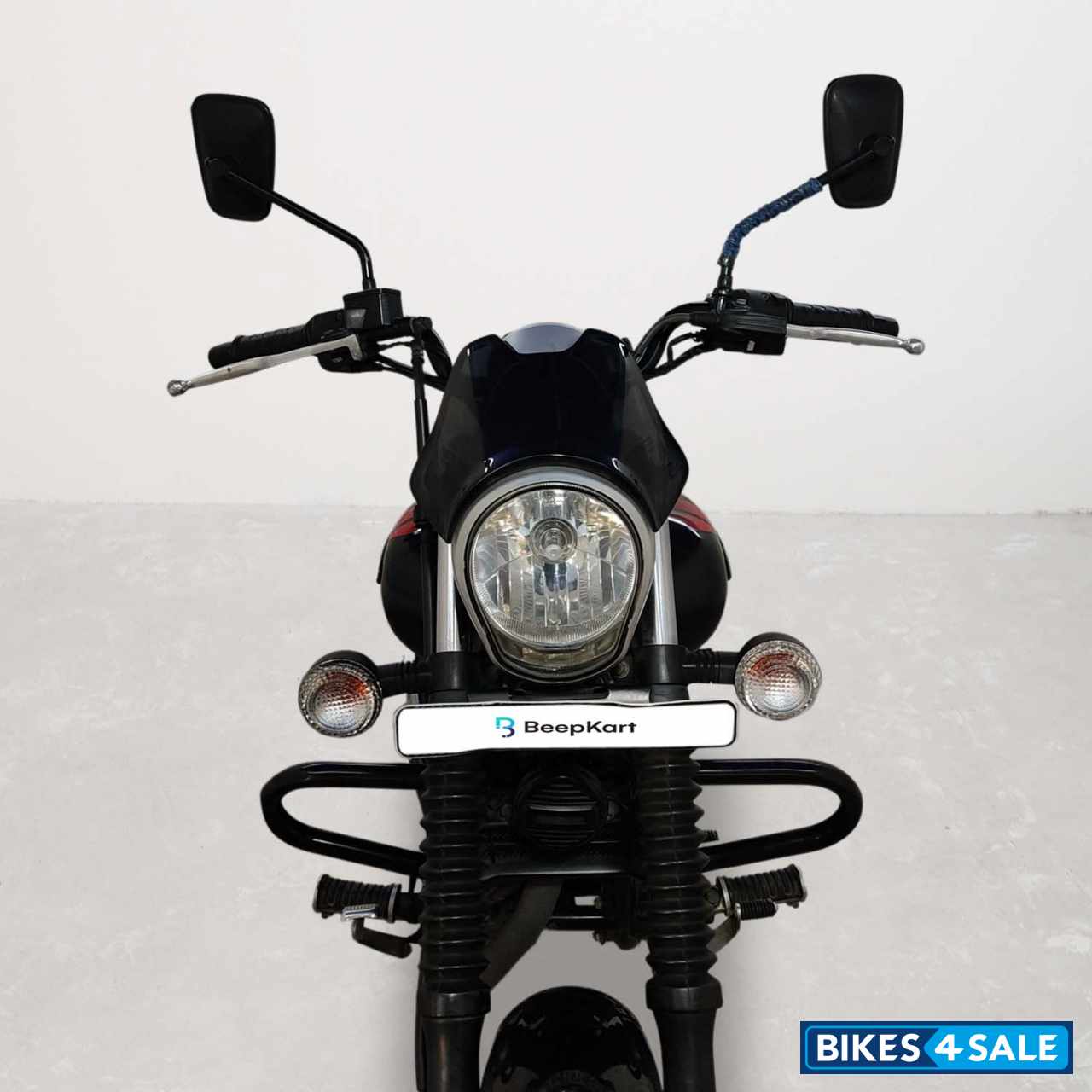 Bajaj Avenger Street 220
