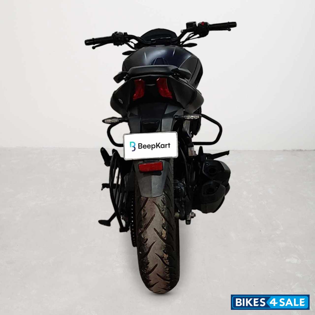 Bajaj Dominar 400