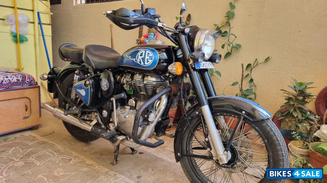 Royal Enfield Classic Desert Storm