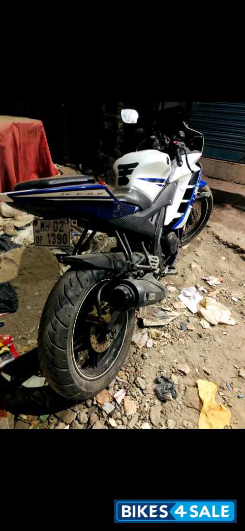 Yamaha YZF R15 V2