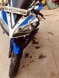 Yamaha YZF R15 V2