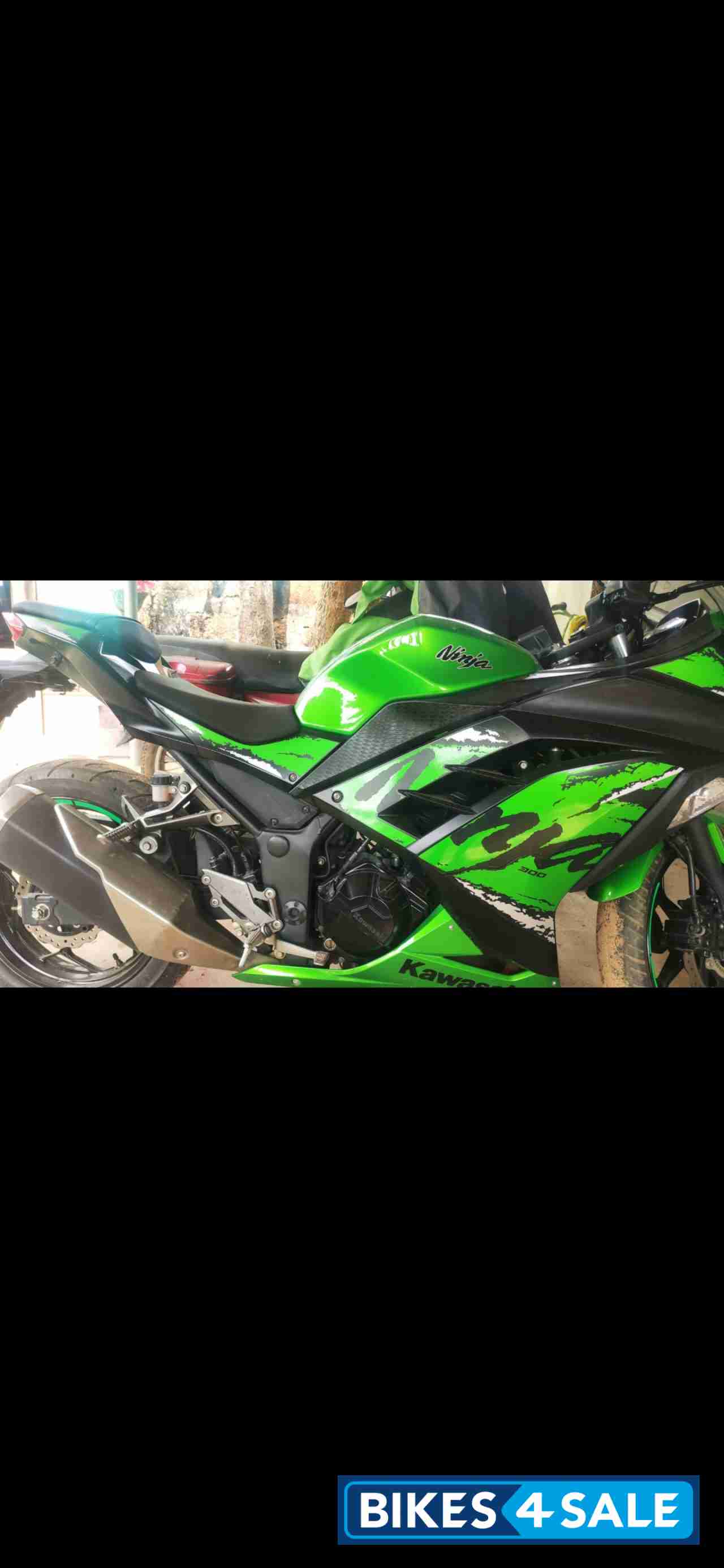 Green Kawasaki Ninja NINJA300ABS